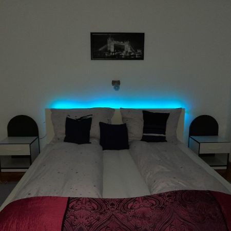 Pecs Park Apartment Ngoại thất bức ảnh