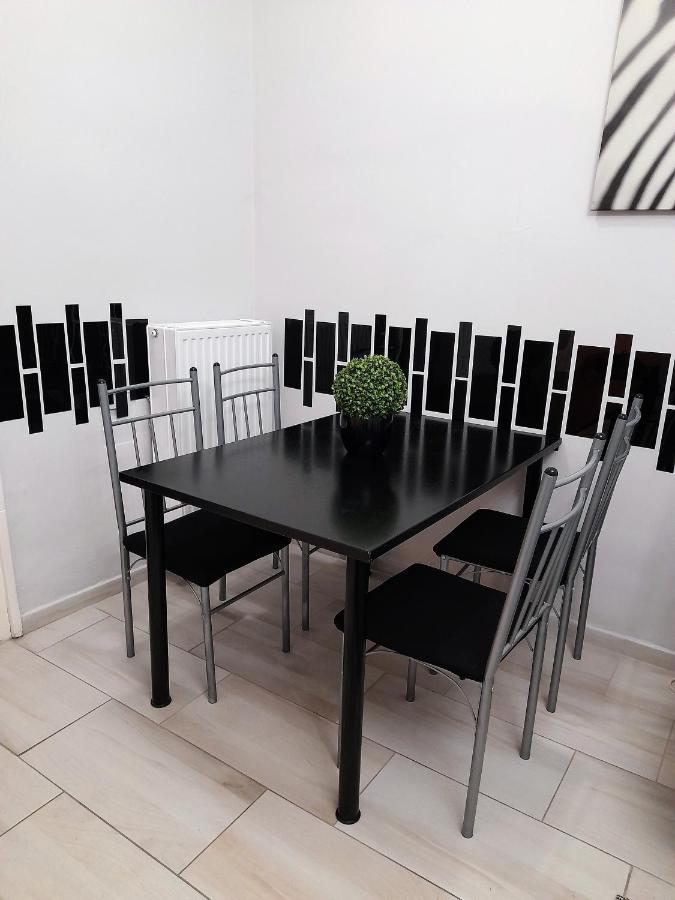 Pecs Park Apartment Ngoại thất bức ảnh
